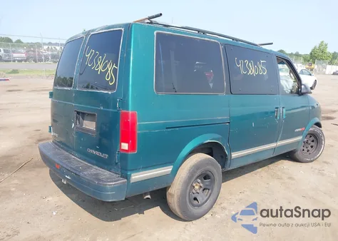 1998 Chevrolet Astro из США, поврежденный, VIN 1GNEL19W2WB172044